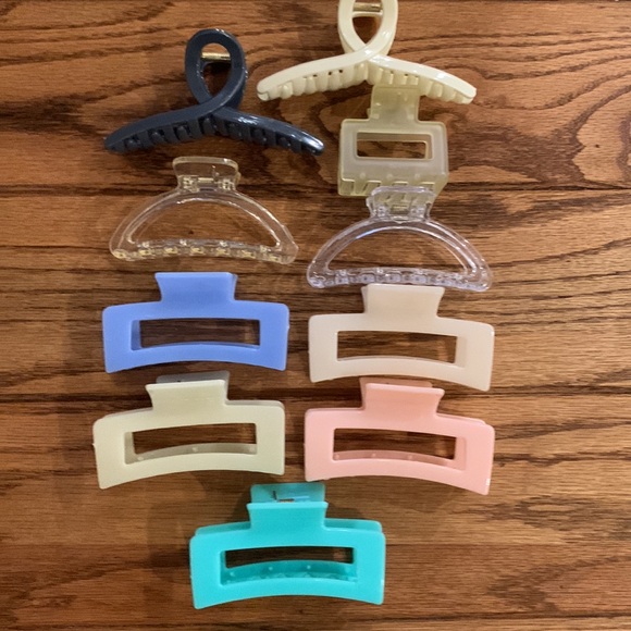 10 Claw Hair Clips - Picture 2 of 13